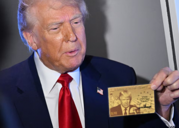 Trump presenta primera «visa de oro» de 5 millones de dólares