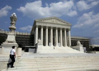 Permiten a Trump retirar residencia temporal a haitianos, venezolanos, cubanos y nicaragüenses