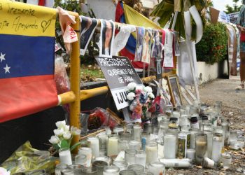 A casi un mes de la tragedia Jet Set, el silencio en la zona cero clama justicia