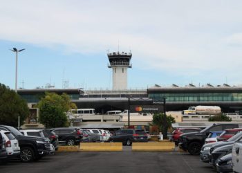 Migración informa fue solucionada falla en la terminal B del AILA