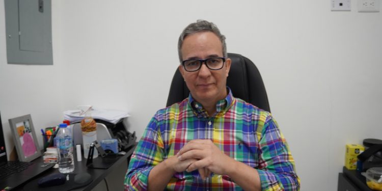 Fernando Soto, mánager de Rubby Pérez, iba rumbo a su casa cuando lo llamaron que se devolviera a Jet Set