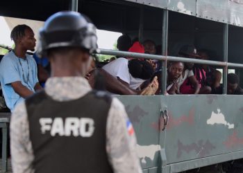 Migración repatria a 226,117 haitianos indocumentados en últimos nueve meses