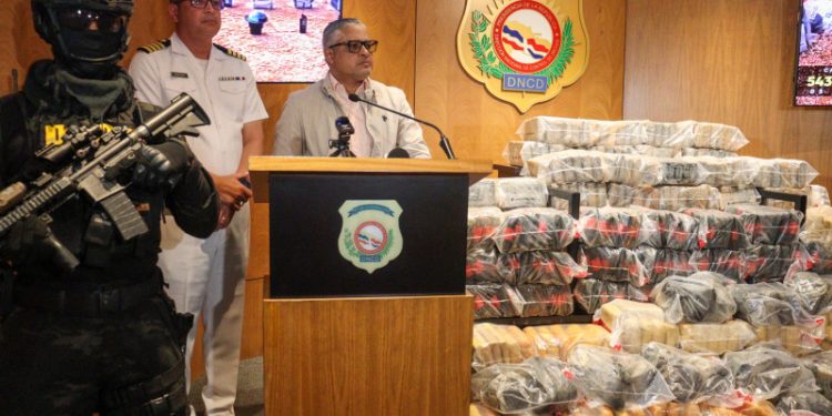 DNCD incauta cargamento de 543 paquetes de droga en Pedernales; otros 30 en Boca Chica