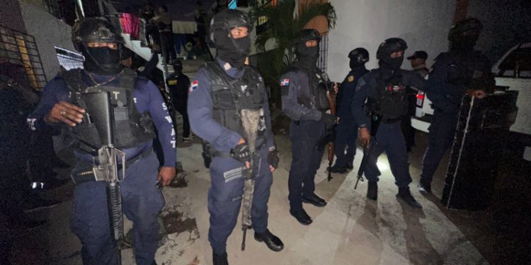 DNCD detiene varias personas durante allanamiento en Dajabón