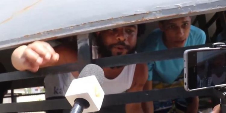 Aplazan conocimiento de medida de coerción contra acusados de quíntuple homicidio en punto de droga en Dajabón