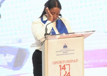 Impresionante historia de una joven que decidió educarse y vencer durezas de la vida