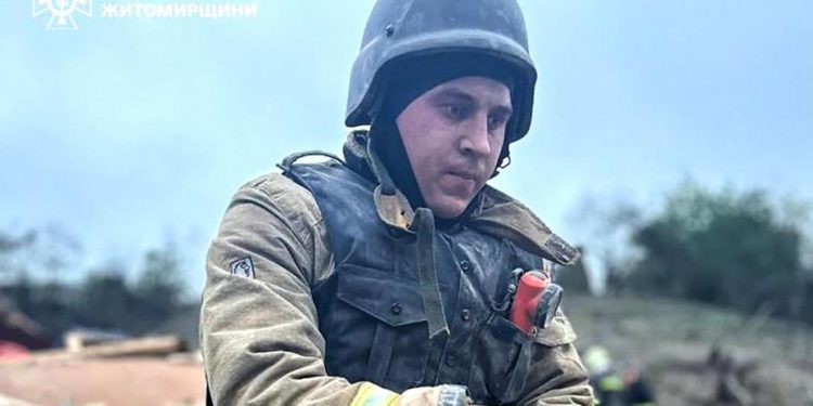 Los rusos bombardean sin cesar a Ucrania