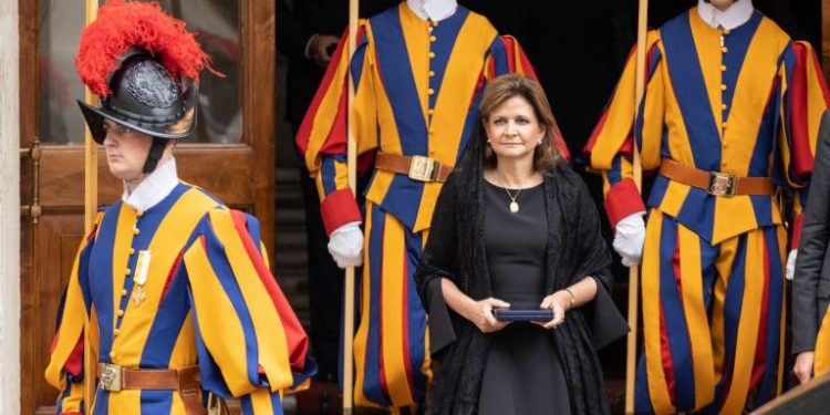 Raquel Peña viajará al Vaticano para la misa de inicio del pontificado del Papa León XIV