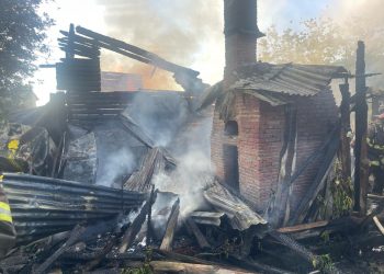 Incendio reduce a cenizas el restaurante La Baita en Jarabacoa