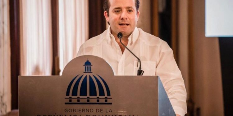 Gobierno alista medidas para descongestionar el tránsito en el Gran Santo Domingo y Santiago