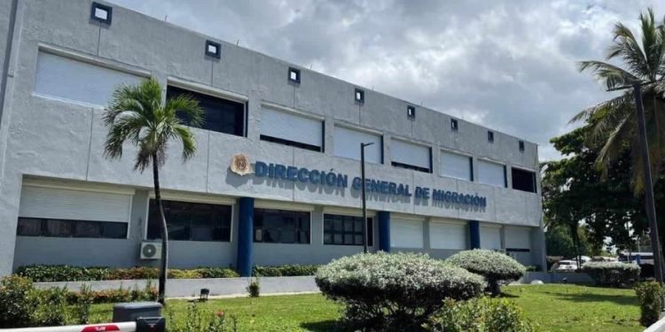 Autoridades refuerzan controles económicos sobre comercios que empleen extranjeros indocumentados