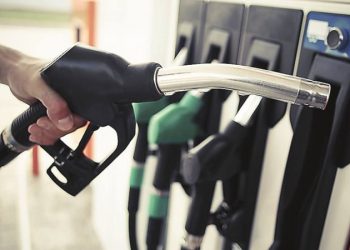 Combustibles suben entre 0.39 y 4.60 pesos