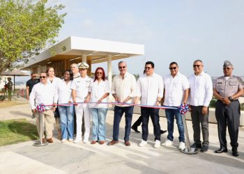 Inauguran malecón de Samaná
