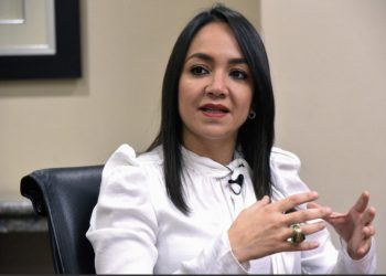 Faride emprende acción legal contra Martínez y la hija de La Tora por difamación e injuria