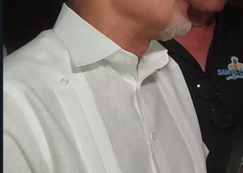 Director del Merca dice nave incendiada estaba cerrada y sin personal al momento del siniestro