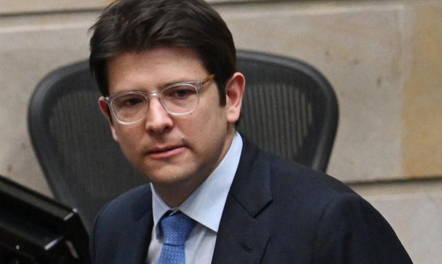 Miguel Uribe Turbay está en una condición "extremadamente crítica" tras nueva cirugía