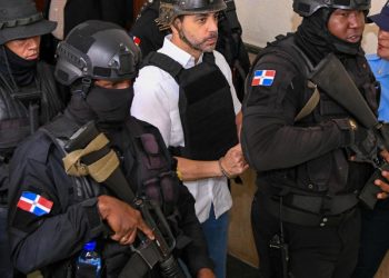 Aplazan coerción en contra de propietarios del Jet Set