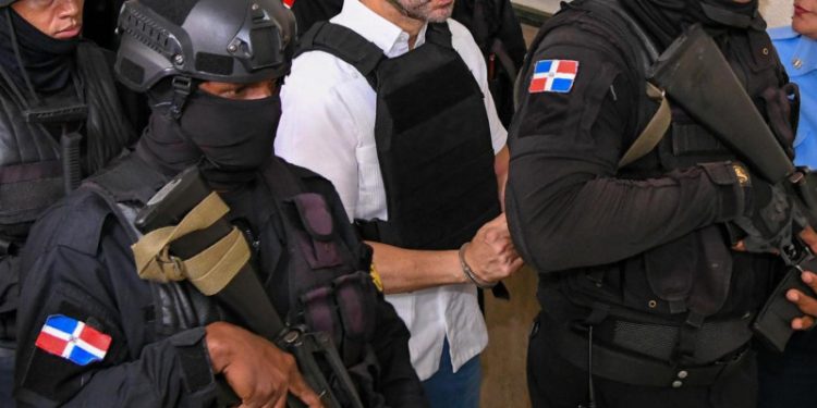 Aplazan coerción en contra de propietarios del Jet Set