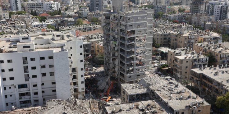 Irán confirma 224 muertos desde el viernes en ataques israelíes