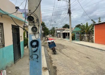 Denuncian aumento de robos de medidores eléctricos en Santiago