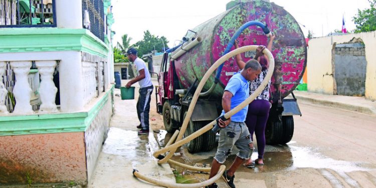 INAPA admite crisis de agua en Haina y promete solución para septiembre