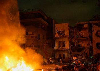 China utiliza convoyes militares para extraer a sus ciudadanos en Irán tras guerra con Israel