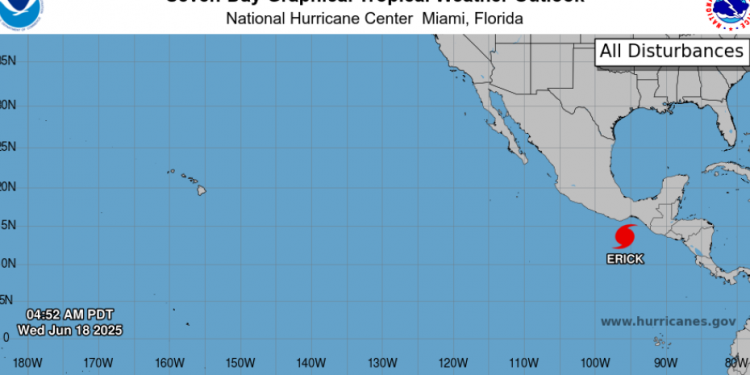 Erick se convierte en huracán en el Pacífico cerca de México