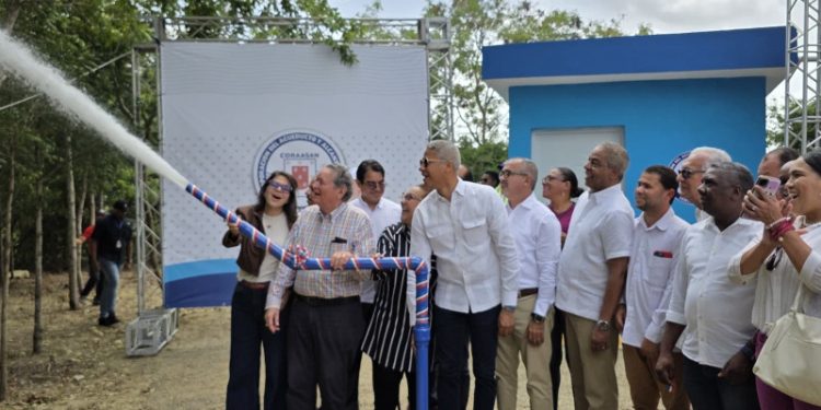 Instalación de nueva estación de bombeo termina con escasez de agua en barrios de Santiago