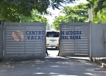 Fallece ciudadana estadounidense detenida en centro migratorio de Haina