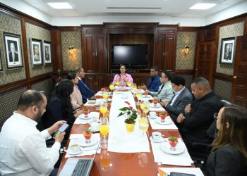 Prohibición de giro a la izquierda procura evitar accidentes y disminuir tiempo de desplazamiento