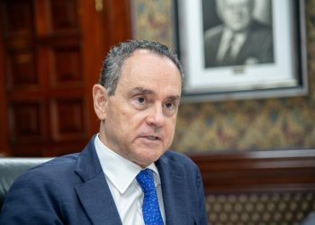 Estados Unidos pierde poder e influencia en América Latina, dice escritor español