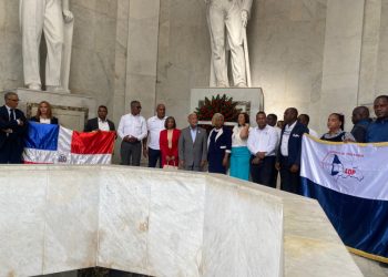 Día del Maestro: la ADP cita deficiencias del sistema educativo al cierra el año escolar