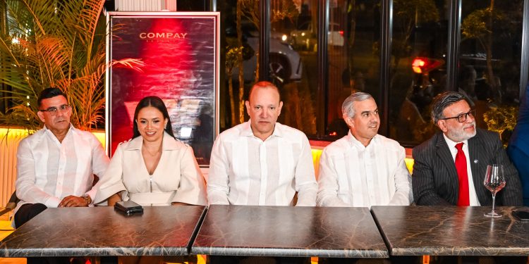 "CIGARRO COMPAY SEGUNDO" se lanza desde Amigos Seafood, epicentro de grandes eventos