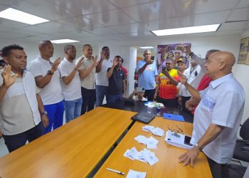 José Luís Aracena reelecto como presidente de ABASACA para el periodo 2025-2027, con apoyo unánime de los 53 clubes afiliados a la institución