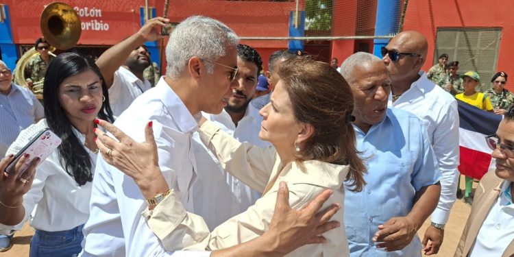 Vicepresidenta Raquel Peña destaca capacidad gerencial de Andrés Cueto