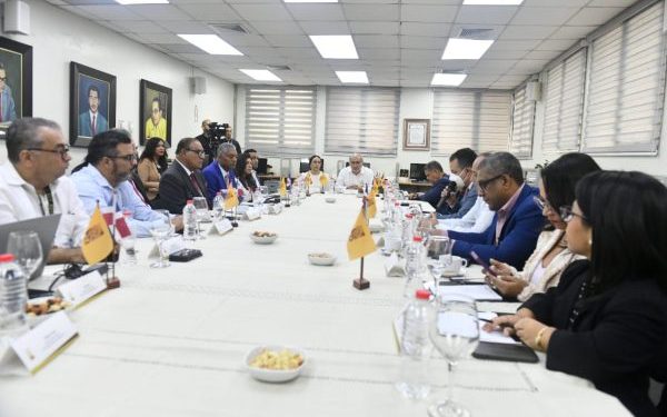 JCE presenta Observatorio del Registro Civil a Observatorio de Políticas Migratorias