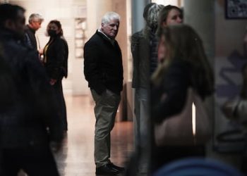 Qué se sabe del atentado contra Miguel Uribe Turbay, el precandidato a la presidencia de Colombia que recibió varios impactos de bala