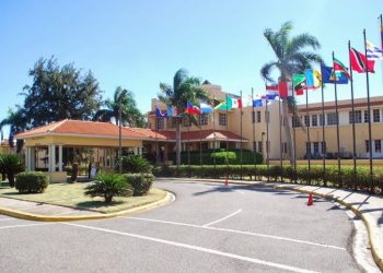 Abinader realiza nuevas designaciones diplomáticas en Puerto Rico y Cancillería