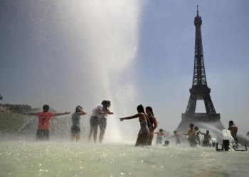 Los franceses no instalan aires acondicionados pese al intenso calor: ¿Por qué?