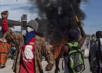 La ONU alerta que las bandas armadas controlan el 90% de la capital de Haití