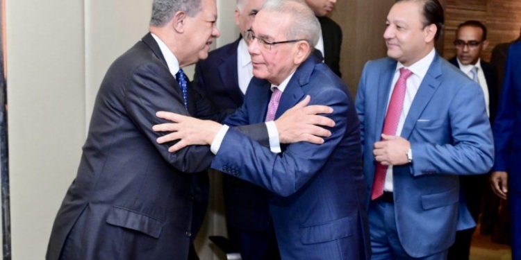 Presidenciables del PRM le han dejado el terreno a la oposición