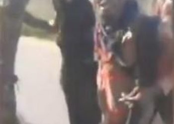 Familias haitianas comienzan a abandonar sus casas luego de que pandillas llegaron a comuna fronteriza