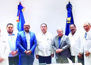 Médicos recibirán este mes segunda partida de aumento salarial