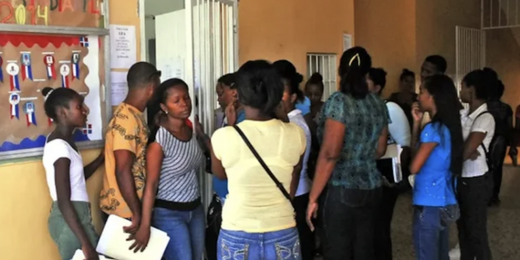 Escuelas del GSD sin cupos para nuevo año escolar