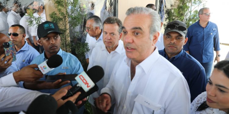 Abinader marcó su línea roja: "El que quiera estar en campaña tendrá que salir del gobierno”