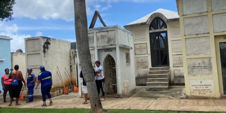 Preparan cementerios de la capital para el Día de los Padres