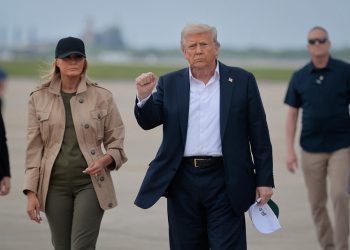 Trump visita Texas tras las devastadoras inundaciones: "Nunca había visto algo así"