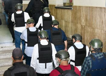 Cinco de los 10 imputados en red de sobornos en instituciones públicas aceptan culpabilidad