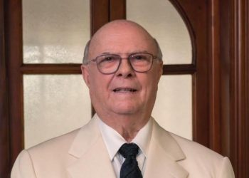 Hipólito Mejía emplaza al director Bienes Nacionales a precisar "mafia" de tierra en su Gobierno