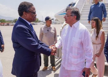 Colombia y Haití acuerdan plan de seguridad que incluye formación militar y equipamiento